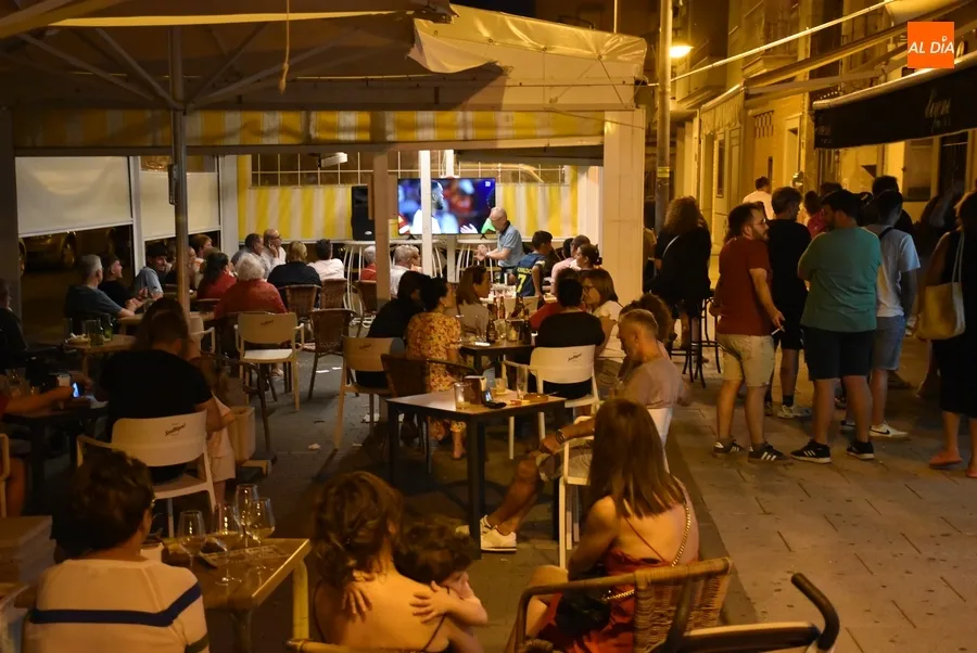 Foto 3 - Todo Ciudad Rodrigo festeja el regreso de Espa&ntilde;a a la cima de Europa 12 a&ntilde;os despu&eacute;s