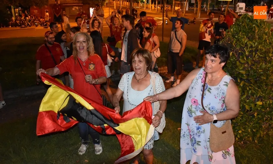 Foto 8 - Todo Ciudad Rodrigo festeja el regreso de Espa&ntilde;a a la cima de Europa 12 a&ntilde;os despu&eacute;s