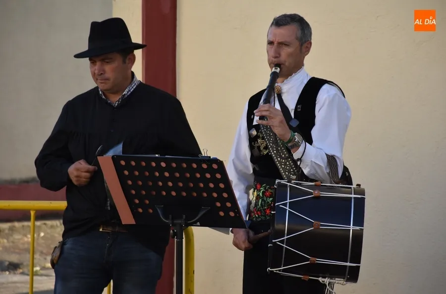 Foto 9 - Al Son del Tamboril regresa al programa festivo del barrio en el que naci&oacute;