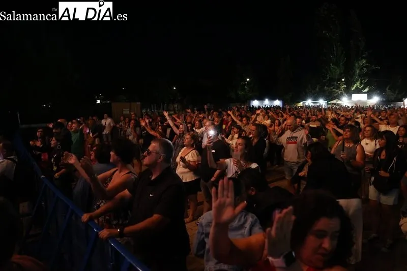 Espectáculo ‘La Edad de Oro del Pop Español’ en Santa Marta. Fotos: David Sañudo