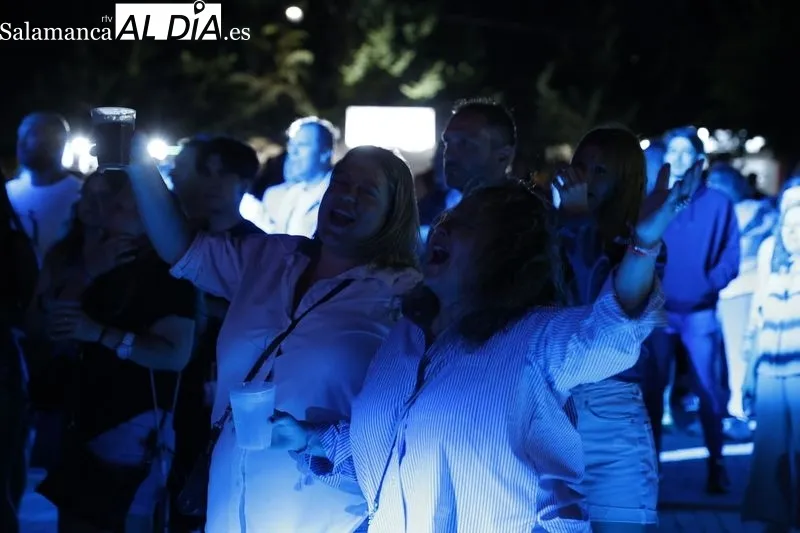 Espectáculo ‘La Edad de Oro del Pop Español’ en Santa Marta. Fotos: David Sañudo