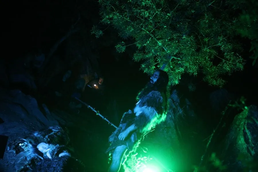 Foto 4 - Estrenado con doble lleno en el Yacimiento de Siega Verde el montaje &lsquo;Neonatus&rsquo;
