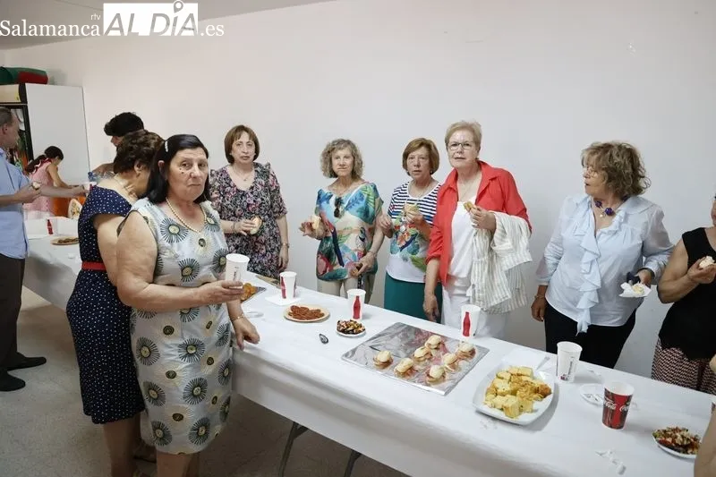 Homenaje a Antonio Rollán, de Autoescuelas El Pilar, en Forfoleda. Fotos: David Sañudo.