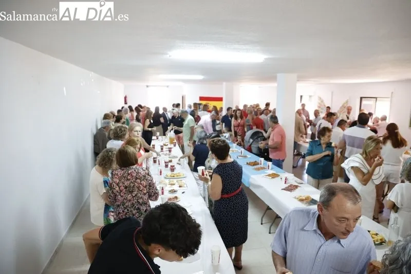 Homenaje a Antonio Rollán, de Autoescuelas El Pilar, en Forfoleda. Fotos: David Sañudo.