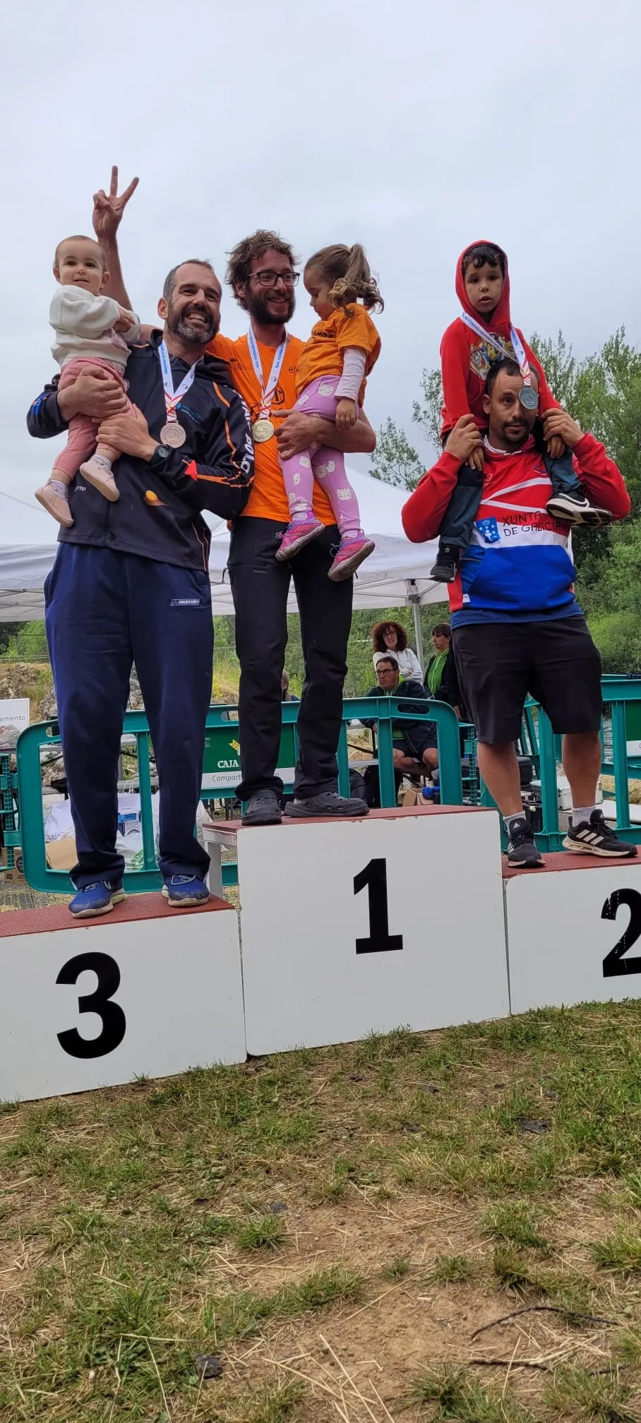 Foto 2 - Capit&aacute;n Nemo logra 10 medallas en el Campeonato de Espa&ntilde;a de Descenso de Aguas Bravas