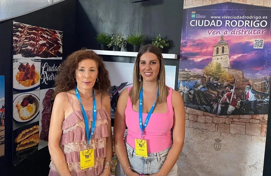 Foto 3 - Llega a su final la Feria de S&atilde;o Tiago de Covilh&atilde; en la que ha participado Ciudad Rodrigo