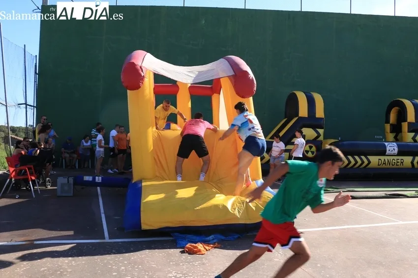 Divertido Gran Prix de Encierros Infantiles Huertos en Villasbuenas / CORRAL