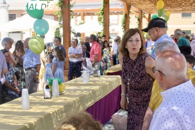 Foto 6 - Mancera de Abajo arranca sus fiestas en honor a la patrona, la virgen del Rosario, apostando por la uni&oacute;n vecinal frente a la despoblaci&oacute;n