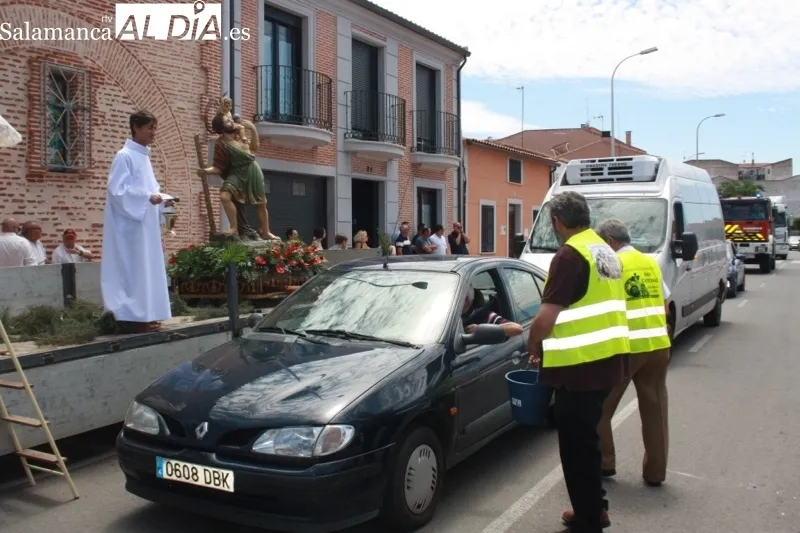 Foto 8 - San Cristobal ofrece toda su protecci&oacute;n a los conductores pe&ntilde;arandinos