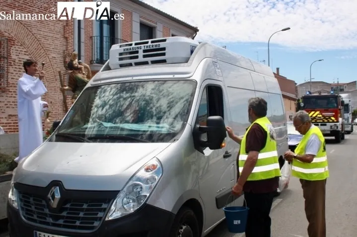 Foto 7 - San Cristobal ofrece toda su protecci&oacute;n a los conductores pe&ntilde;arandinos