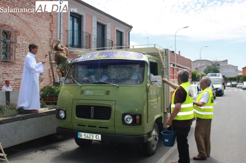 Foto 5 - San Cristobal ofrece toda su protecci&oacute;n a los conductores pe&ntilde;arandinos