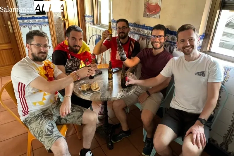 Foto 7 - Espectacular ambiente en las terrazas de Los &Aacute;lamos y El Molinillo para animar a la selecci&oacute;n