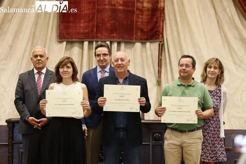 Entrega de los premios por las mejores calificaciones de la EBAU en la Universidad de Salamanca. Foto de David Sañudo