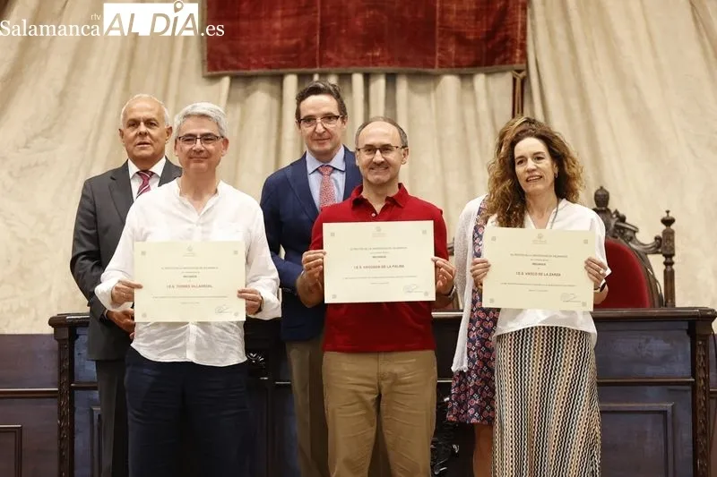 Entrega de los premios por las mejores calificaciones de la EBAU en la Universidad de Salamanca. Foto de David Sañudo