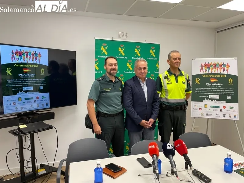 Presentación de la “Carrera Solidaria Guardia Civil de Salamanca”. Fotos: Miguel González.