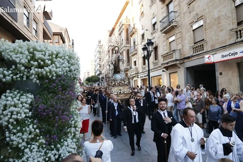 Procesión de la Virgen del Carmen en Salamanca. Fotos: David Sañudo
