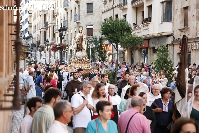 Procesión de la Virgen del Carmen en Salamanca. Fotos: David Sañudo