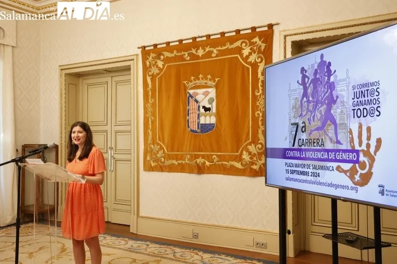 Presentación en el Ayuntamiento de Salamanca de la VII edición de la Carrera y Marcha contra la Violencia de Género. Foto de David Sañudo