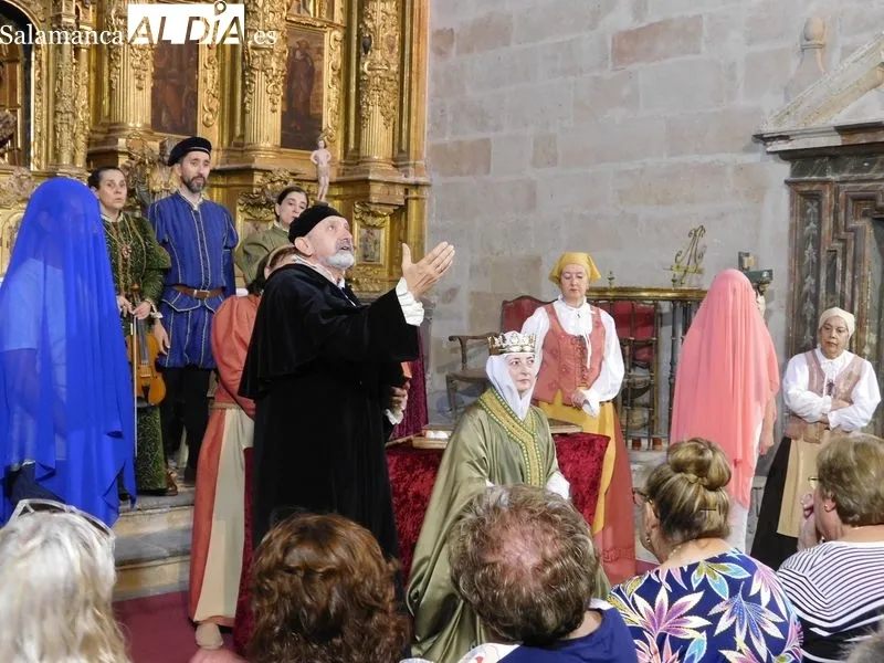 La iglesia parroquial de San Cornelio y San Cipriano de Villaverde de Guareña abrió sus puertas al montaje de Denis Rafter 