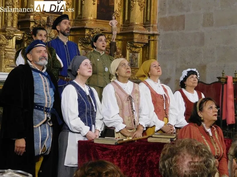 La iglesia parroquial de San Cornelio y San Cipriano de Villaverde de Guareña abrió sus puertas al montaje de Denis Rafter 