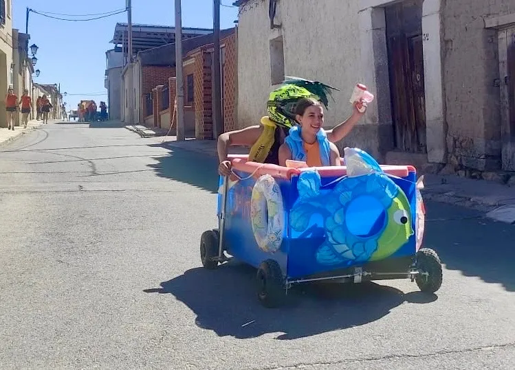 Foto 7 - La Carrera de Autos Locos se estrena con gran &eacute;xito y diversi&oacute;n en las fiestas de Santiago de la Puebla