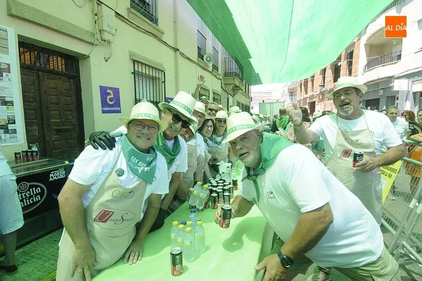 Comida popular Comisión de Festejos / Fotos: Adrián M.Pastor