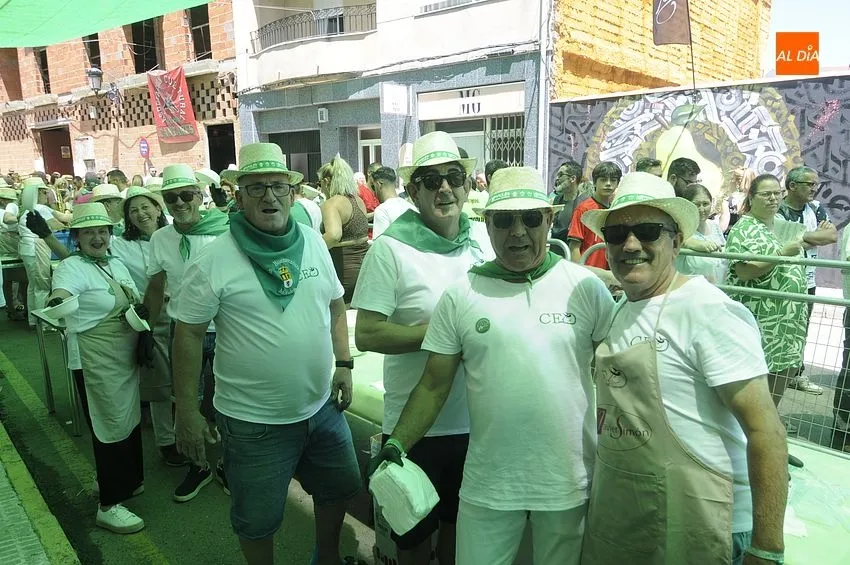 Comida popular Comisión de Festejos / Fotos: Adrián M.Pastor