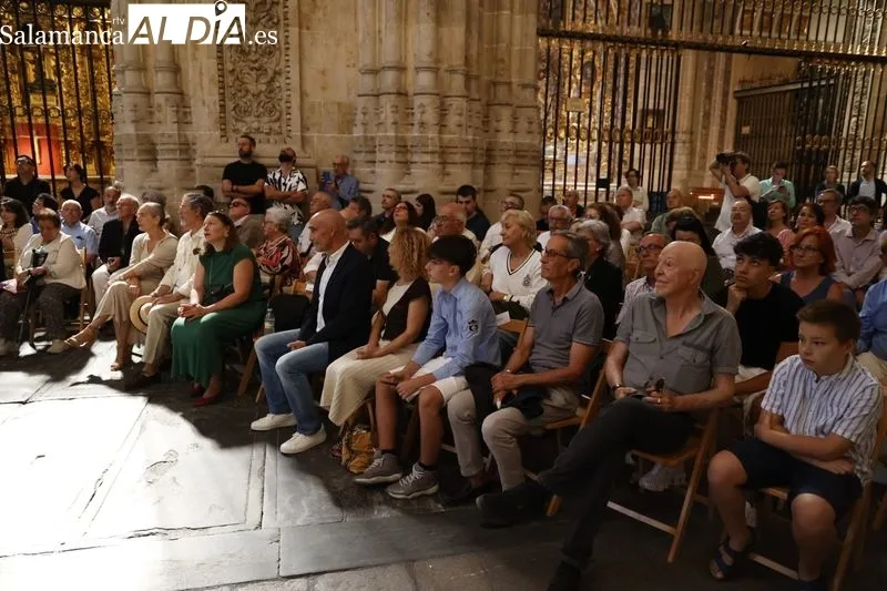 Inauguración del cuadro de Florencio Maíllo en la Catedral. Foto de David Sañudo