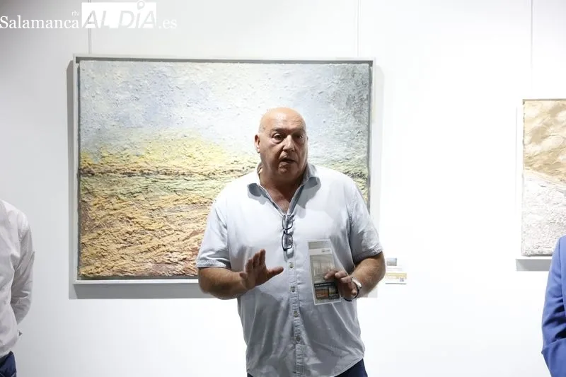 Exposición 'Sueños en el tiempo' del pintor Javier Castilla en el Casino de Salamanca. Foto de David Sañudo