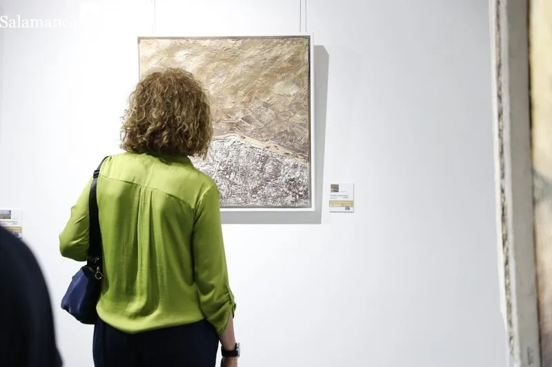 Exposición 'Sueños en el tiempo' del pintor Javier Castilla en el Casino de Salamanca. Foto de David Sañudo