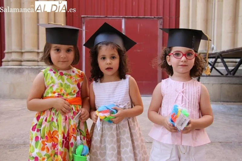 Foto 7 - El Centro Infantil Municipal celebra la graduaci&oacute;n de veintinueve alumnos