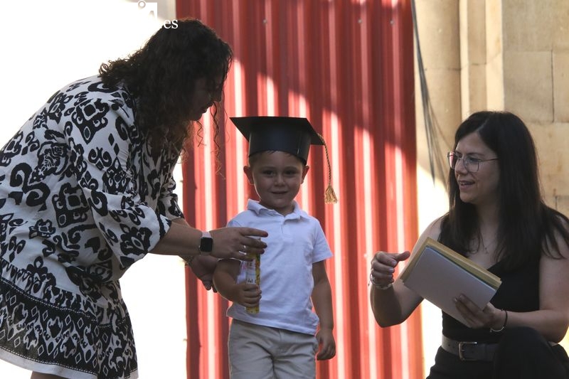 El Centro Infantil Municipal celebra la graduación de veintinueve alumnos