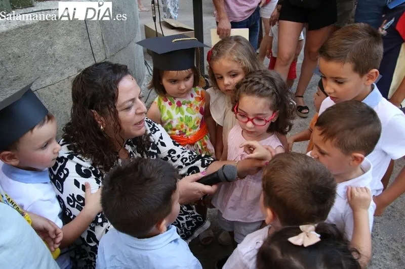 El Centro Infantil Municipal celebra la graduación de veintinueve alumnos | Imagen 1