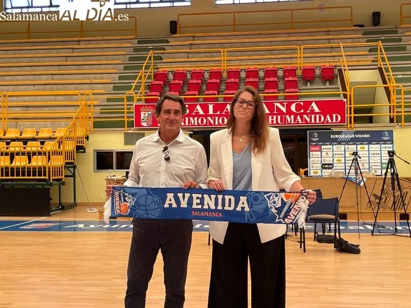 Presentación de Anna Montañana como entrenadora del Perfumerías Avenida. Fotos de Miguel González 