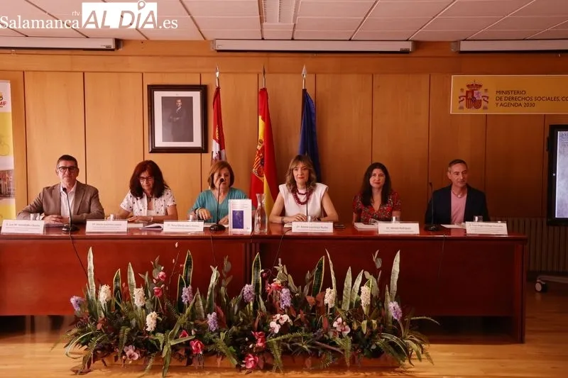 Presentación en el CRMF de Salamanca del libro ‘Inclusión y cultura: Guía de comunicación y trato inclusivo en archivos, bibliotecas y museos’. Foto de David Sañudo
