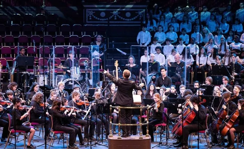 Foto 2 - Conciertos gratuitos en Salamanca de la joven Orquesta Filarm&oacute;nica de Wandsworth