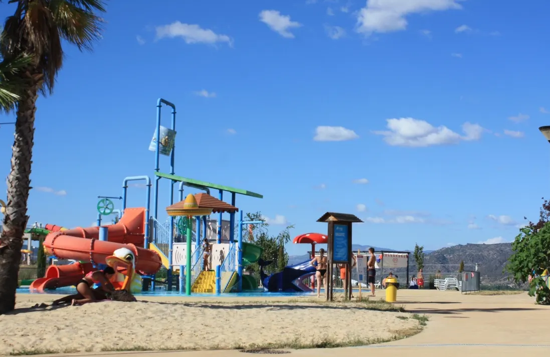 El parque acuático con más de 500 metros de toboganes a menos de tres horas de Salamanca | FOTOS: Douro Aquafun