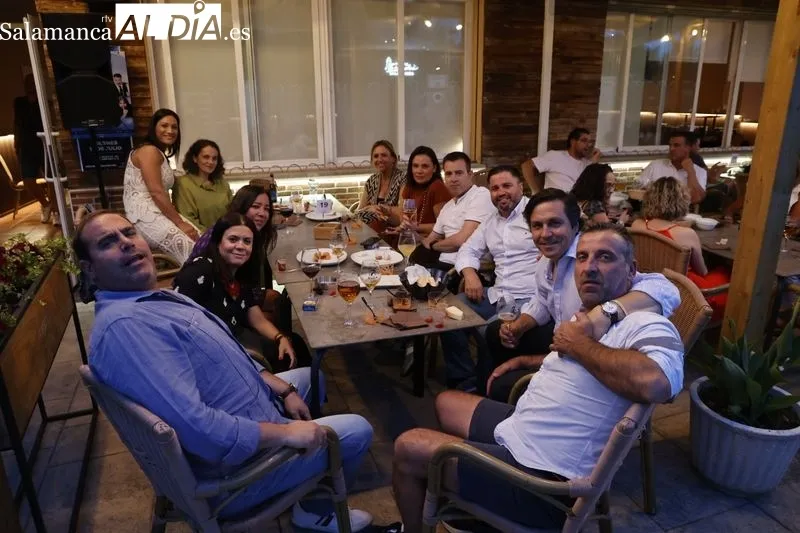 Los salmantinos disfrutan de las risas y el buen ambiente en La Mar Salaá | FOTOS: David Sañudo 