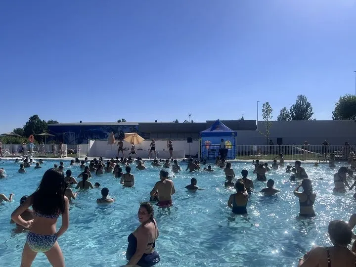 Gran participación de los guijuelenses en la Masterclass de aquagym