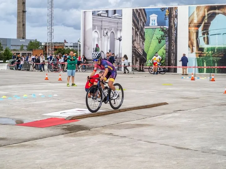 Vega Iglesias consigue tres medallas en los campeonatos nacionales escolares en Avilés