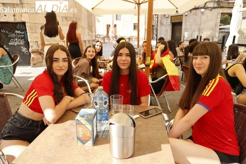 Salamanca se vuelca con 'La Roja' en el partido de Cuartos de Final | FOTOS: David Sañudo 