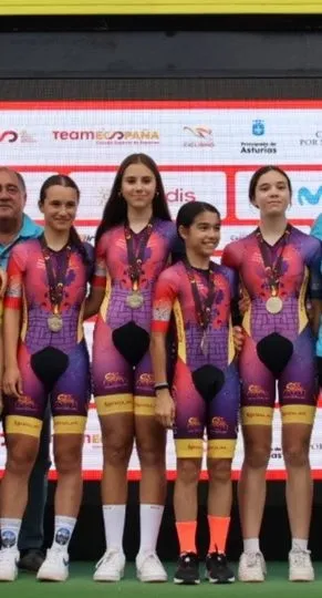 Vega Iglesias consigue tres medallas en los campeonatos nacionales escolares en Avilés