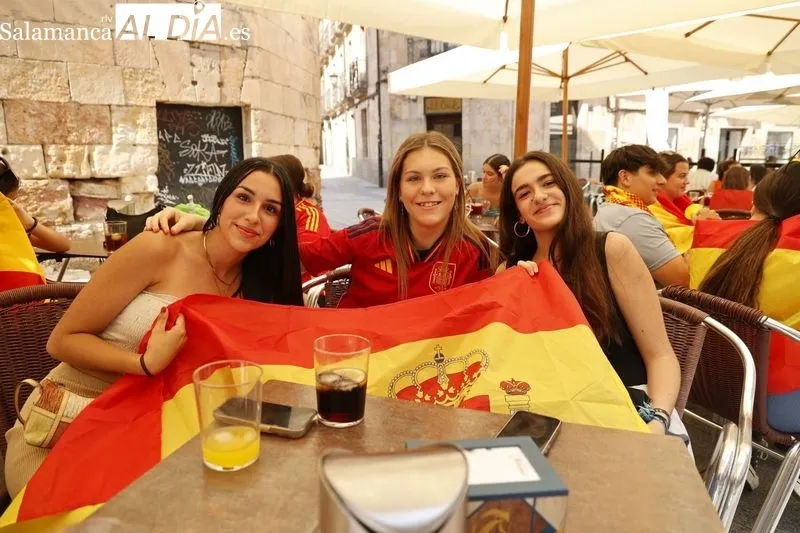 Salamanca se vuelca con 'La Roja' en el partido de Cuartos de Final | FOTOS: David Sañudo 