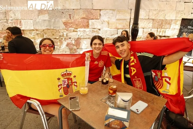 Salamanca se vuelca con 'La Roja' en el partido de Cuartos de Final | FOTOS: David Sañudo 