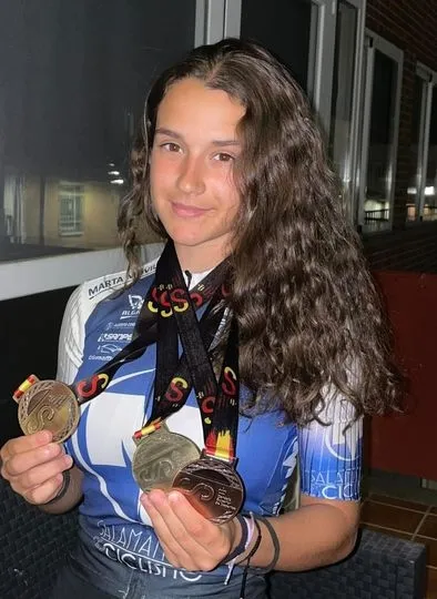 Vega Iglesias consigue tres medallas en los campeonatos nacionales escolares en Avilés