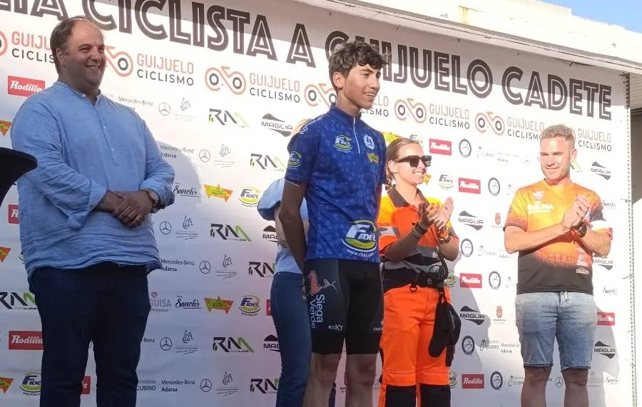 Foto 2 - El Siega Verde queda 5&ordm; entre los 40 equipos participantes en la Vuelta a Guijuelo