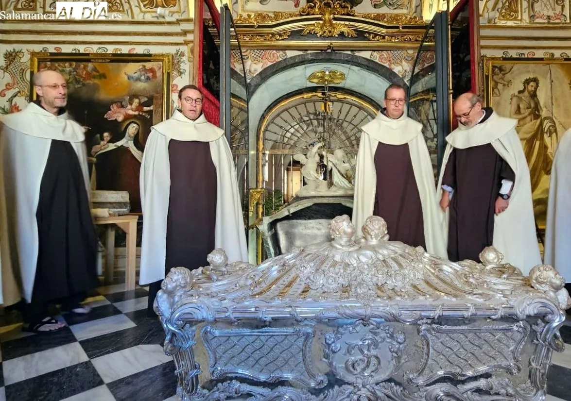 Foto 4 - &ldquo;Santa Teresa era de complexi&oacute;n f&iacute;sica fr&aacute;gil, en los &uacute;ltimos a&ntilde;os caminaba muy encorvada por una cifosis&rdquo;