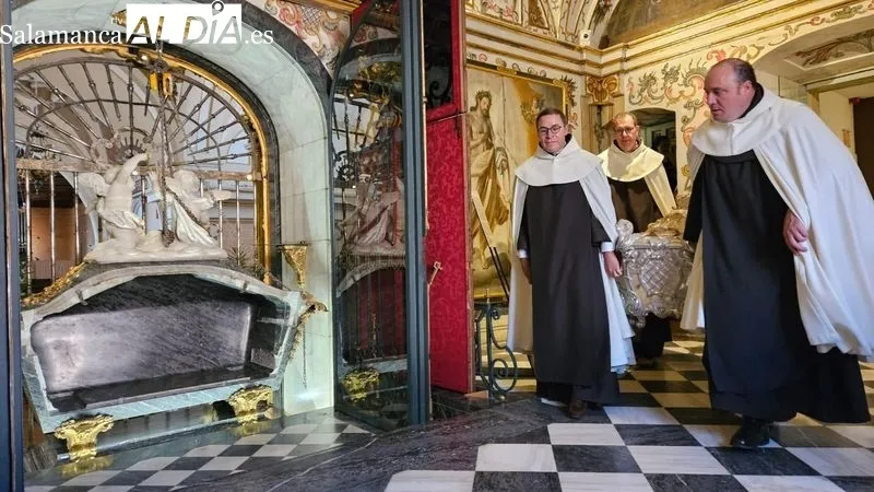 “Santa Teresa era de complexión física frágil, en los últimos años caminaba muy encorvada por una cifosis” | Imagen 1