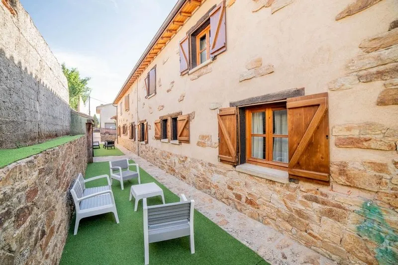 Foto 2 - Nuevos Alojamientos Rurales en Navasfr&iacute;as: un refugio de paz y comodidad en plena naturaleza