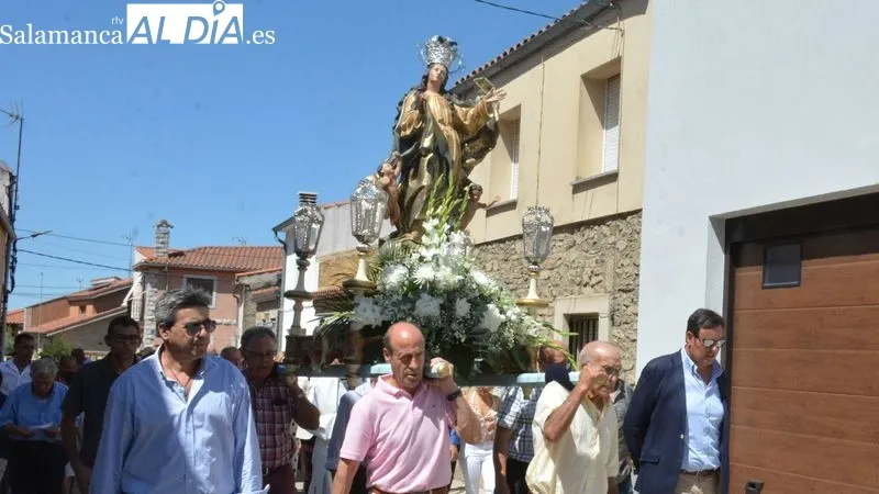 Foto 6 - Lumbrales celebra con animaci&oacute;n la fiesta de su patrona, la Virgen de la Asunci&oacute;n